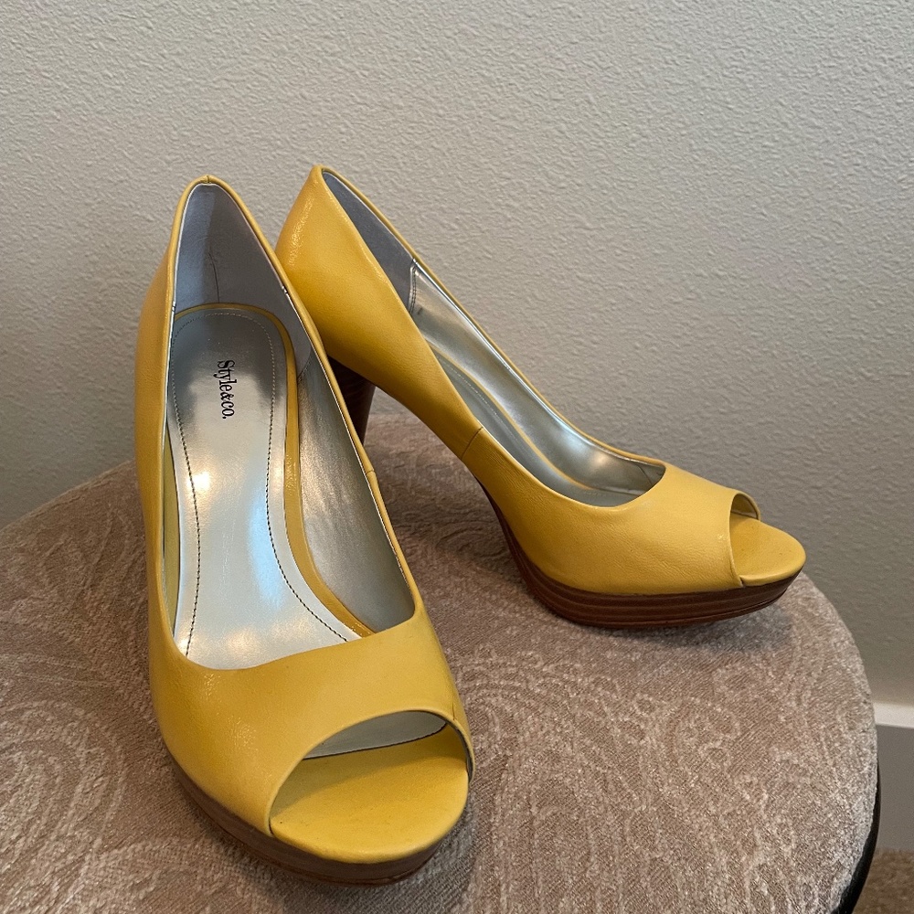 Womens Heels Size 8